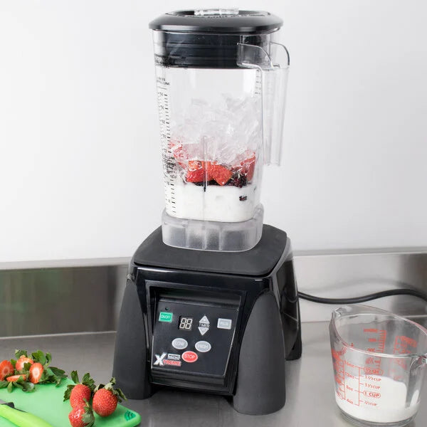 Waring MX1100XTX Xtreme 3 1/2 hp Commercial Blender with Electronic Keypad and 64 oz. Copolyester Container - 120V