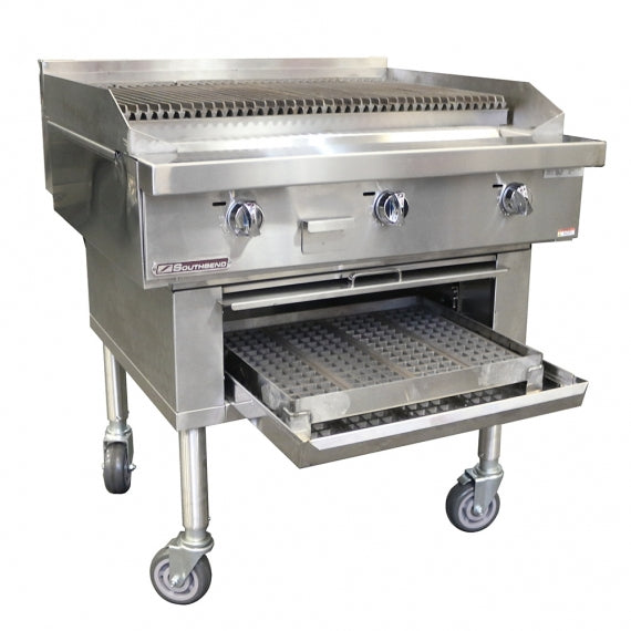 Southbend P48W-CCCC 48" Platinum Wood Smoker Charbroiler – Gas